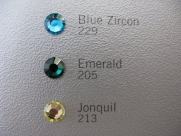 50   Swarovski Elements Strasssteine SS10 Blue Zircon