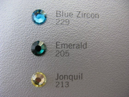 50 Swarovski Elements Strasssteine SS10 Blue Zircon