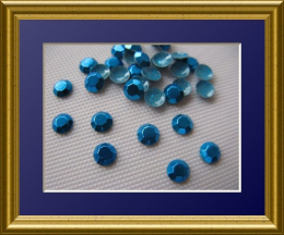 1440 Studs 2mm Türkis