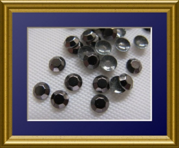 720 Studs 2mm Black Diamond