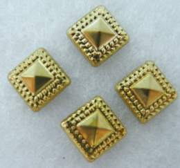 50 Hotfix Bügelnieten Nieten Quadrat Pyramide gold 8 mm