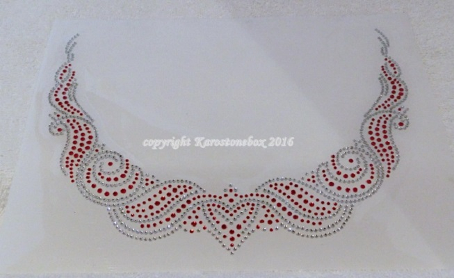 Strass Bügelbild Edler Ausschnitt Crystal Rot 160321