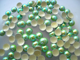 720 Dome Studs 2mm Grün AB Irisierend