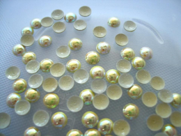 720 Dome Studs 3mm Gelb AB Irisierend