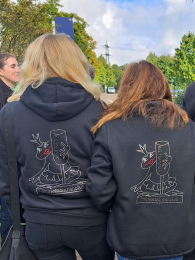 07. individuelle Anfertigung Strass Logo Prinzessinenclub