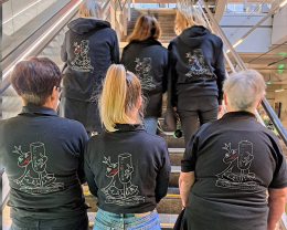 07. individuelle Anfertigung Strass Logo Prinzessinenclub