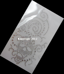 Strass Bügelbild Totenkopf Ornament 120527 – Skull Applikation 17 x 9 cm