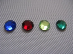 50 Acryl Strasssteine rund 6 mm Emerald