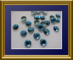 1440 Studs 2mm Hellblau