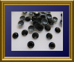 720 Studs 2 mm Schwarz