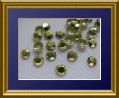 1440 Studs 3 mm Hellgrün