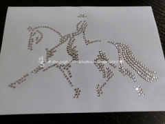 Hotfix Strass Bügelbild Pferd & Reiter starker Trab klein links 110905